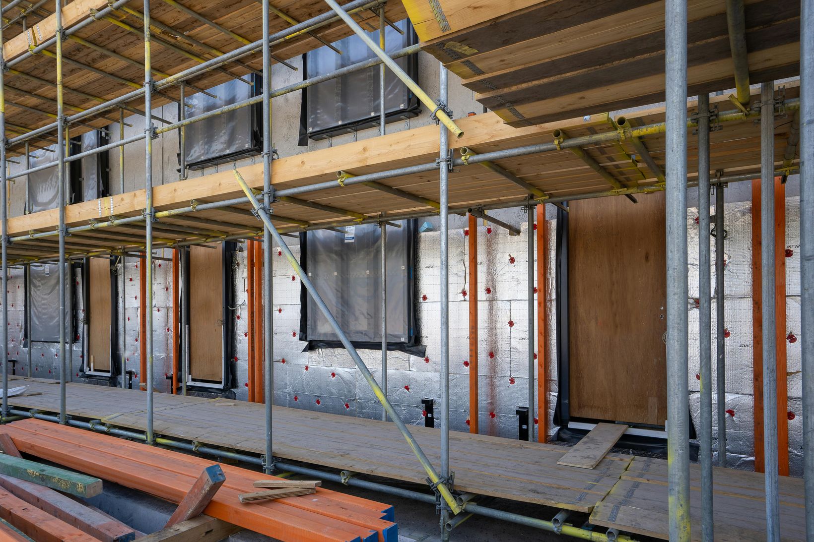 Energy Efficient Construction: Building for Sustainability and Savings
