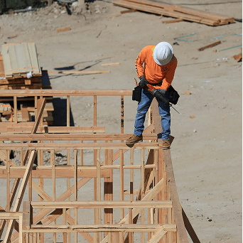 Deal sourcing & underwriting